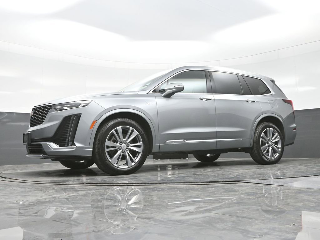 Certified 2025 Cadillac XT6 Premium Luxury image 20