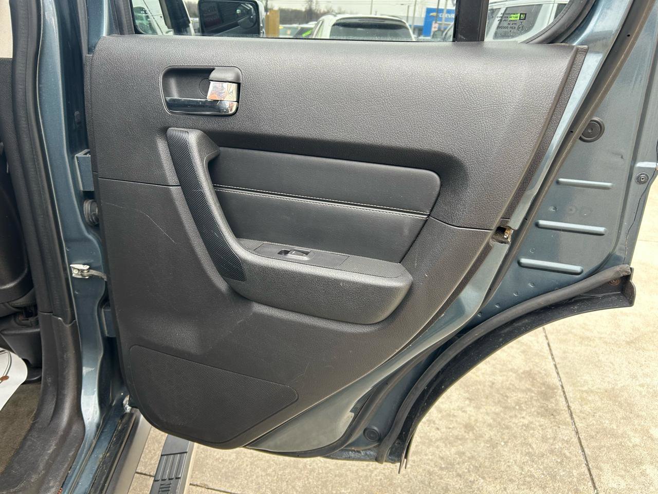 Used 2006 HUMMER H3 Sport Utility image 15