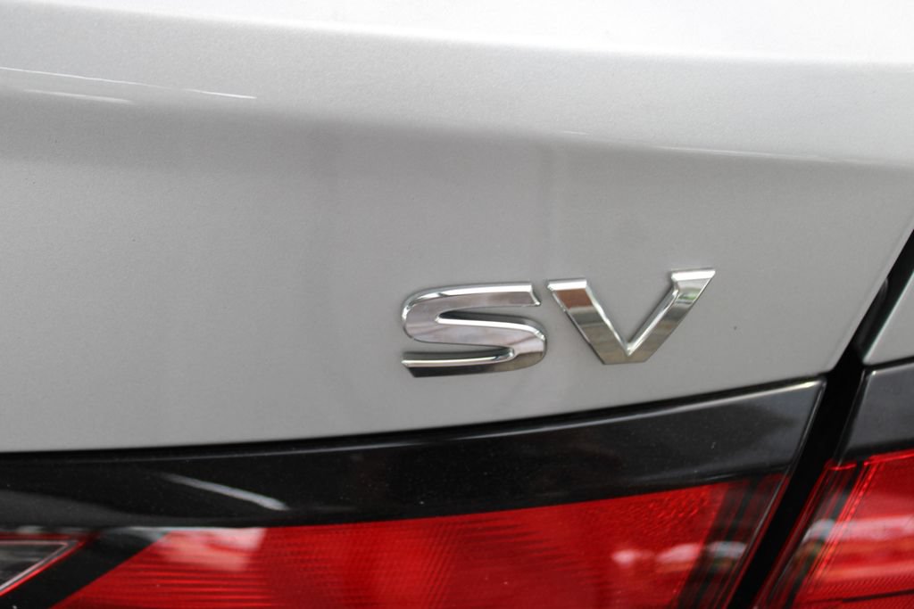 Used 2021 Nissan Versa SV FWD image 54