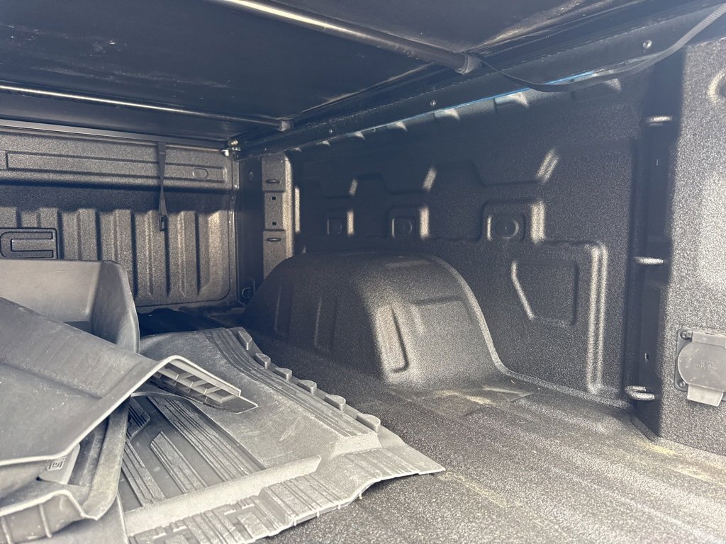 Used 2024 GMC Sierra 1500 Elevation w/ LPO, Elevation Black Package image 14