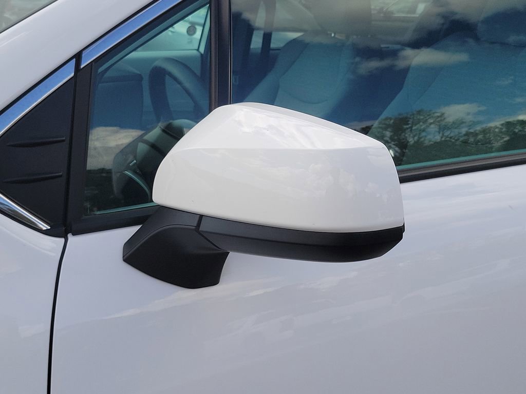 Certified 2025 Toyota Sienna LE image 11