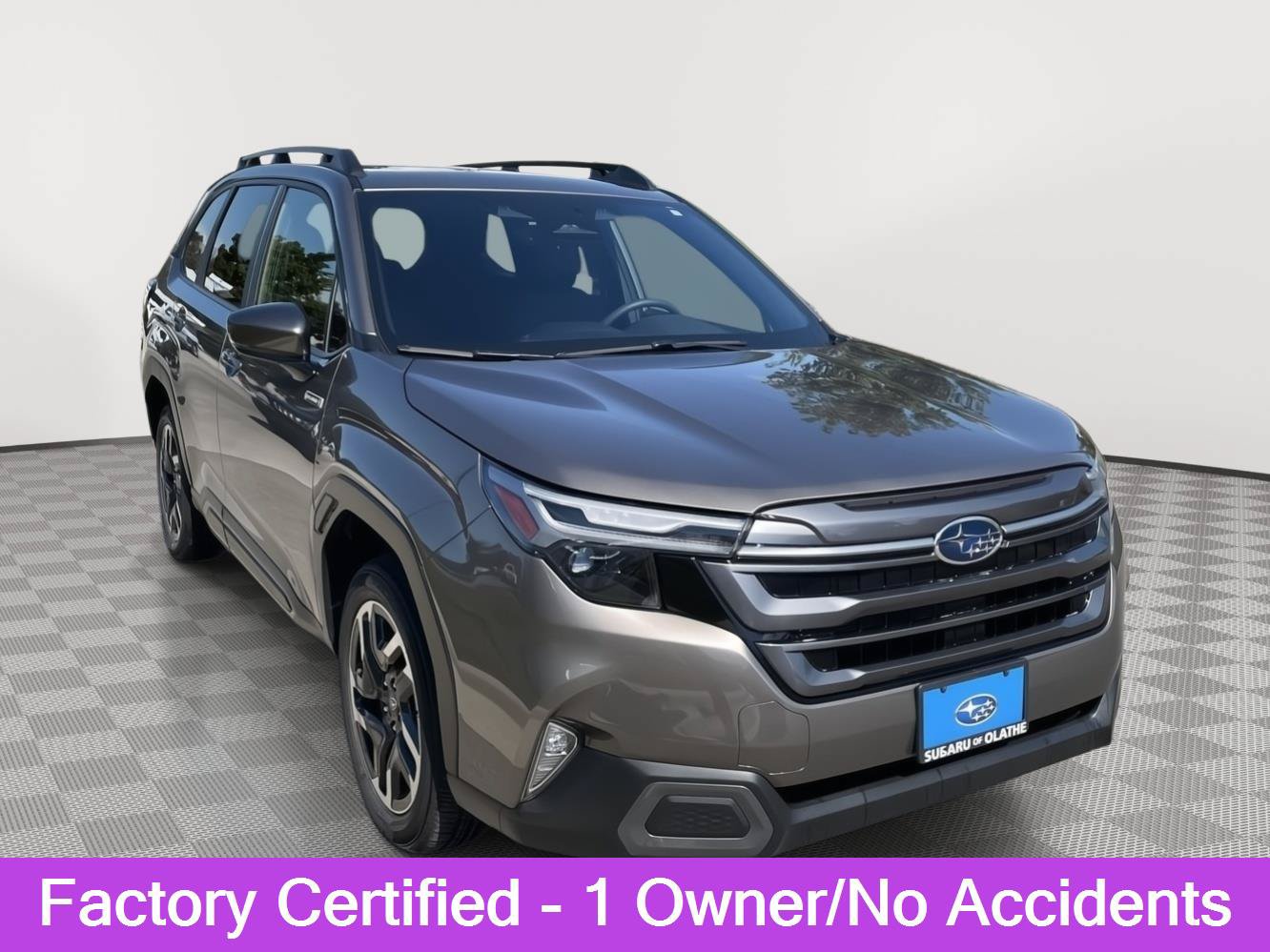 Certified 2025 Subaru Forester Limited w/ Popular Package AWD/4WD image 1