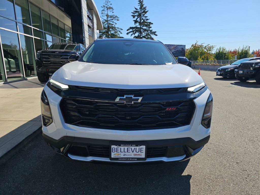 New 2027 Chevrolet Equinox RS w/ Safety and Technology Package AWD/4WD image 2