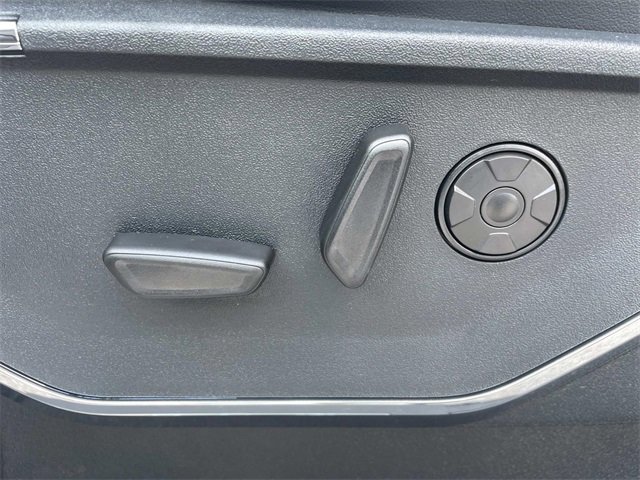 New 2026 Ford F250 Platinum image 13