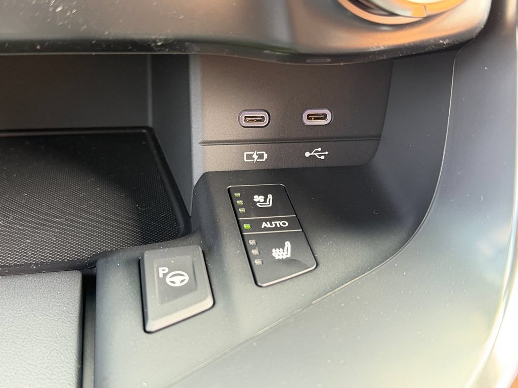 New 2026 Lexus LX 700h Luxury AWD/4WD image 23