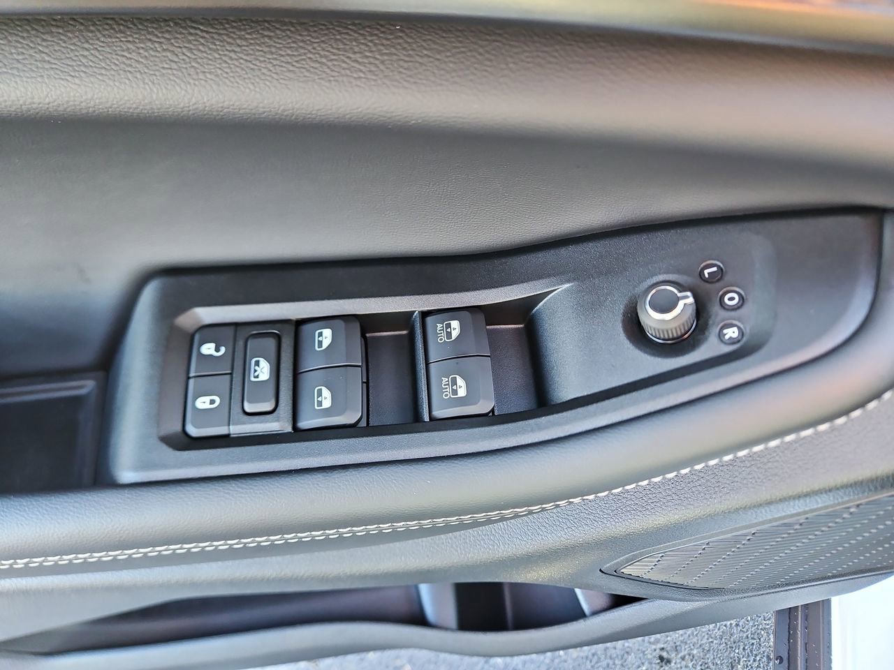 New 2025 Jeep Grand Cherokee L Altitude image 20