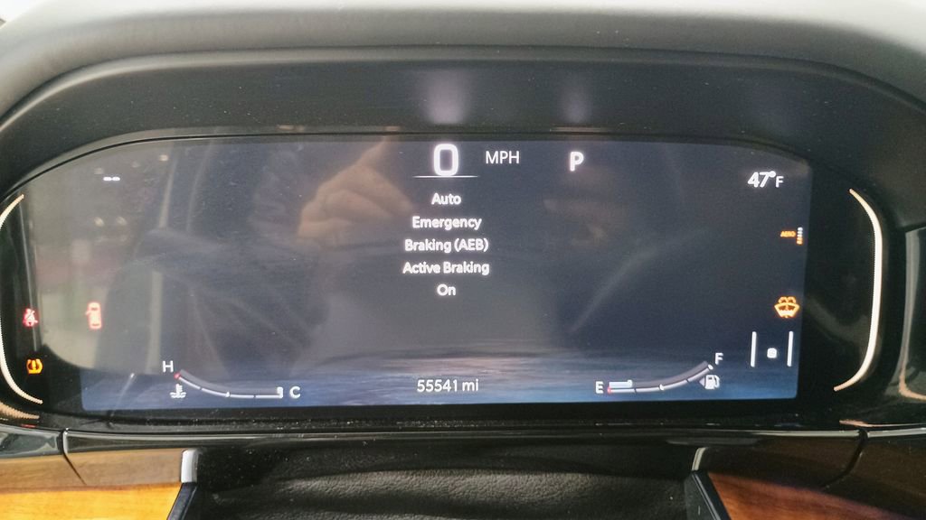 Used 2022 Jeep Grand Wagoneer Series III w/ Rear Seat Video Group 1 image 9