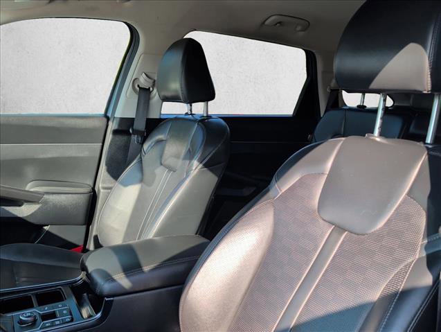 Used 2025 Kia Sorento S FWD image 11