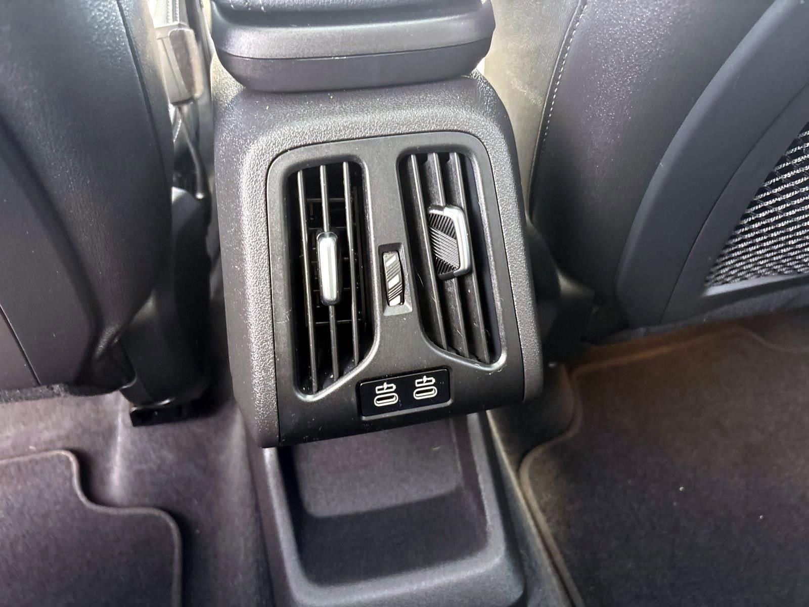 Used 2023 BMW X1 xDrive28i AWD/4WD image 32