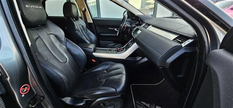 Used 2015 Land Rover Range Rover Evoque Pure Plus AWD/4WD image 16