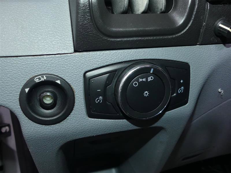 Used 2018 Ford Transit 350 XL image 23