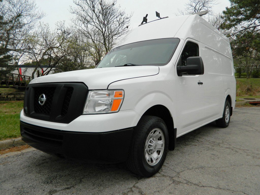 Used 2020 Nissan NV 2500 SV RWD image 1