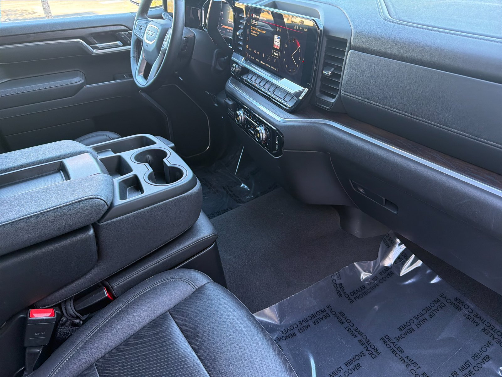 Used 2026 GMC Sierra 1500 SLT AWD/4WD image 17