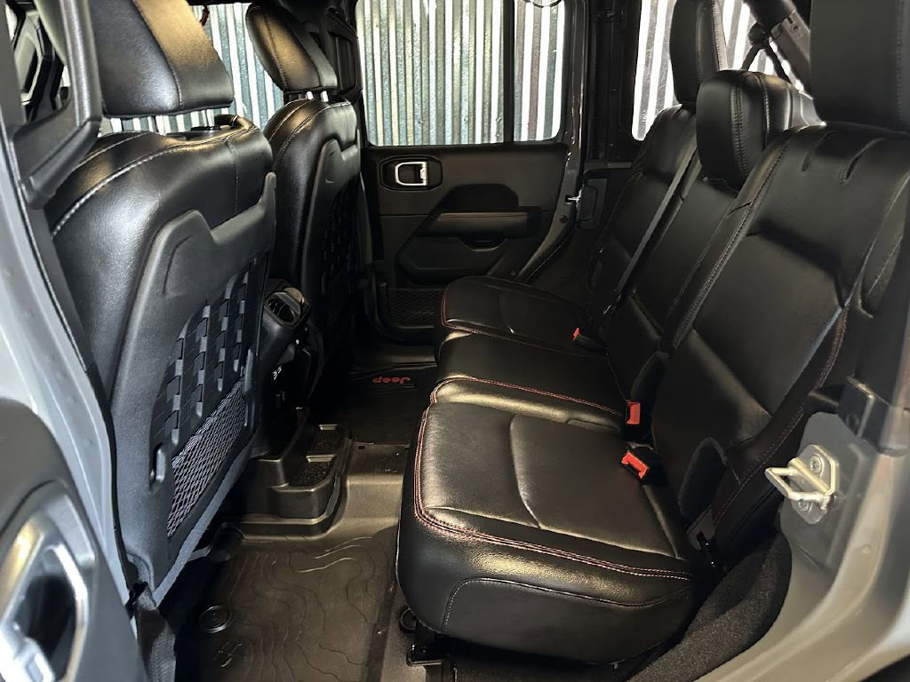 Used 2020 Jeep Wrangler Unlimited Rubicon w/ Advanced Safety Group image 15