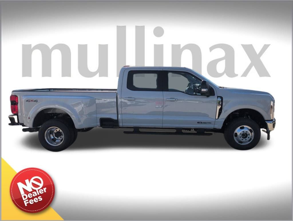 New 2026 Ford F350 XLT image 3
