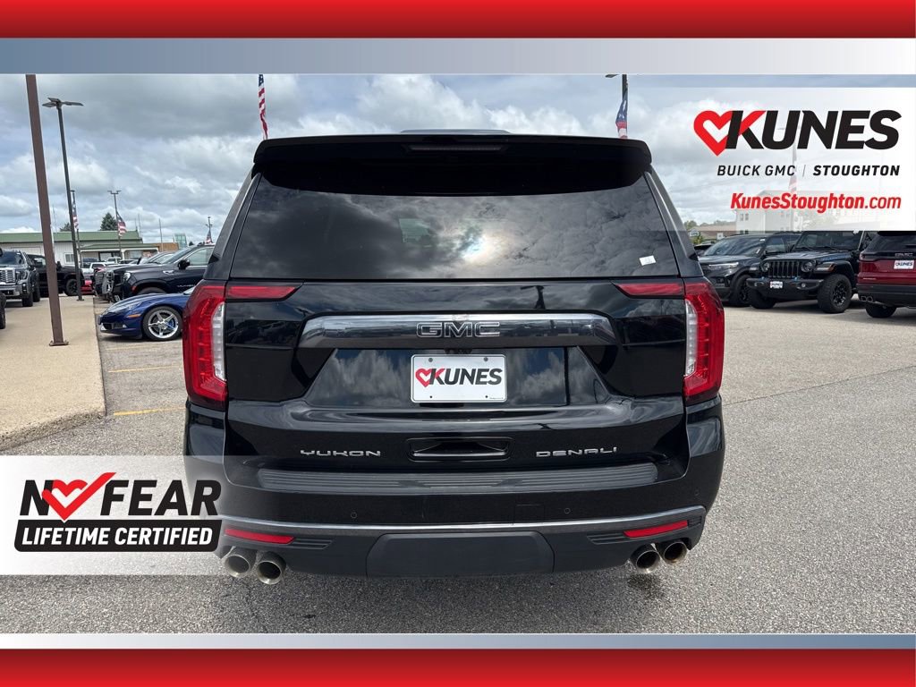 Used 2023 GMC Yukon XL Denali Ultimate image 10