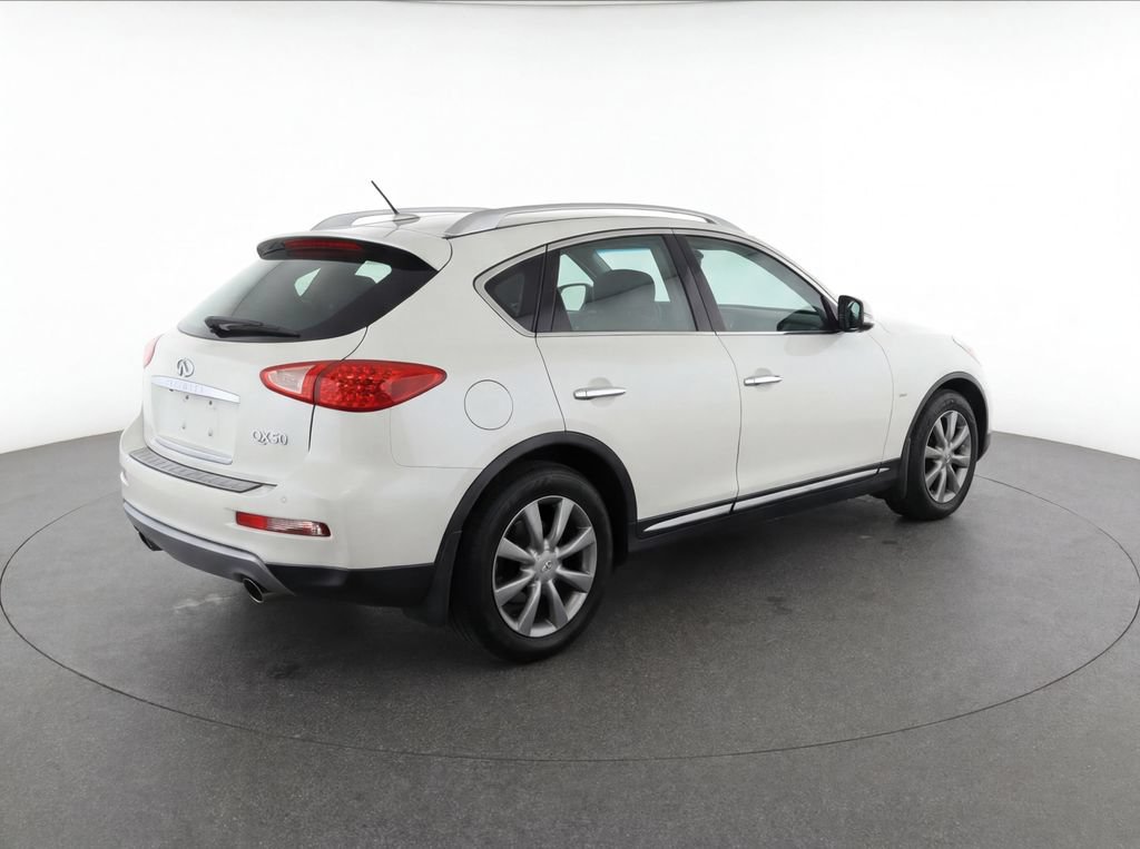 Used 2016 INFINITI QX50 2WD w/ Premium Plus Package image 4