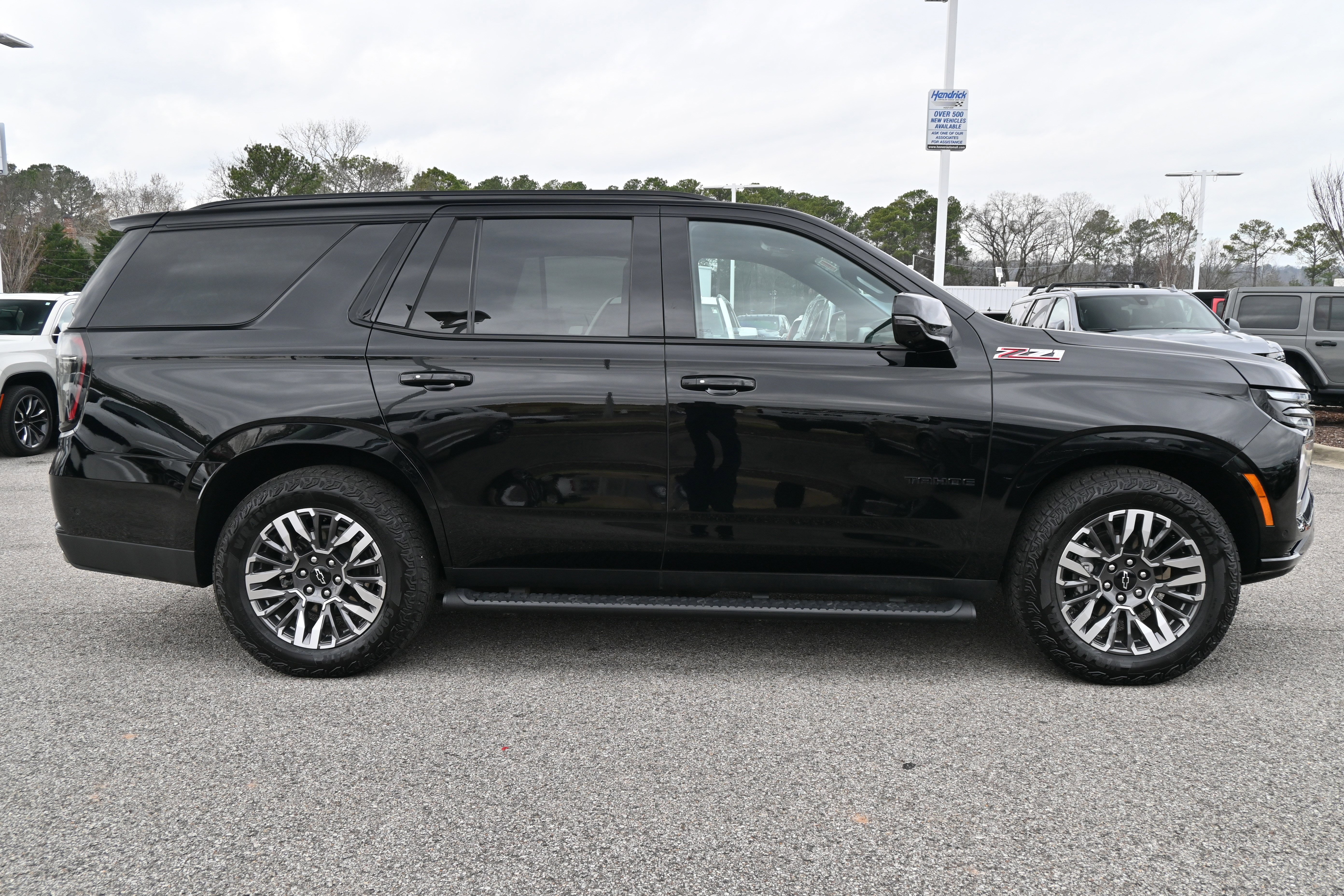 Used 2025 Chevrolet Tahoe Z71 w/ Z71 Off-Road Package image 12