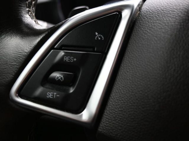 Used 2020 Chevrolet Camaro LT RWD image 22