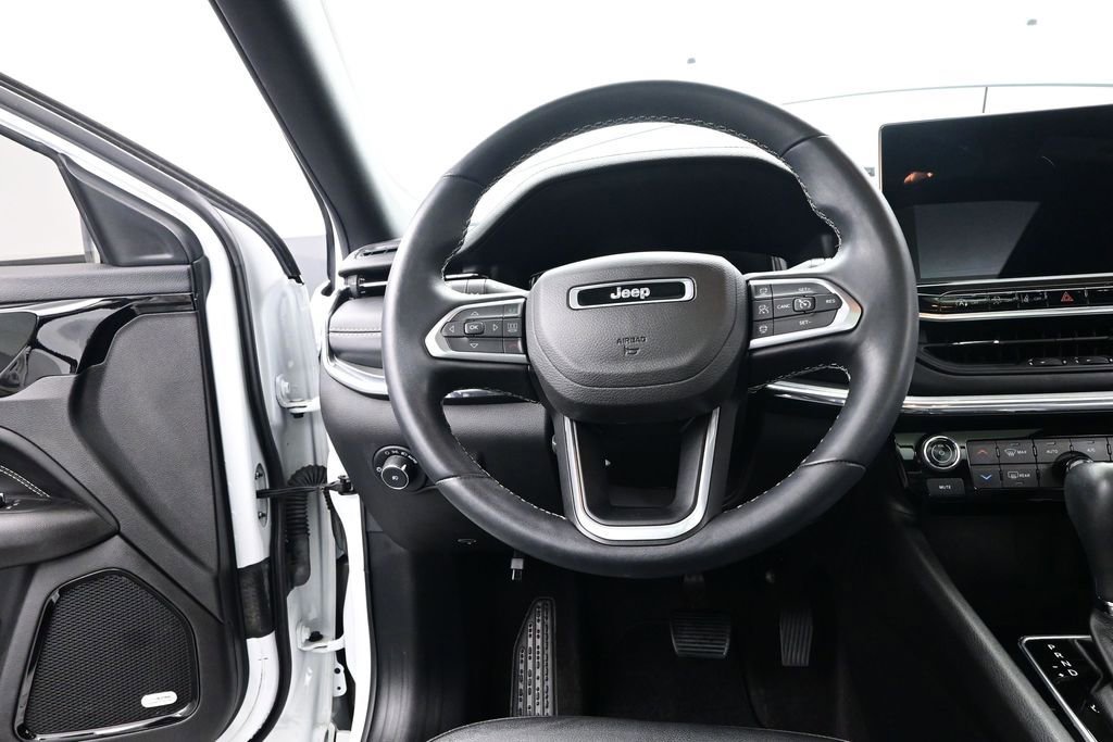 Used 2022 Jeep Compass High Altitude AWD/4WD image 26