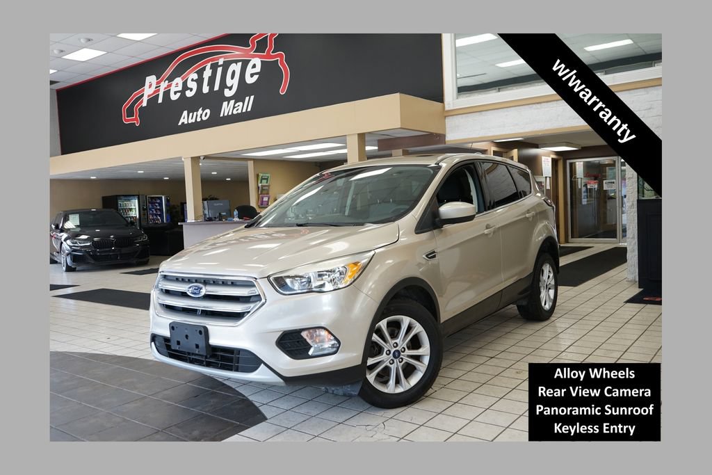 Used 2017 Ford Escape SE FWD image 1
