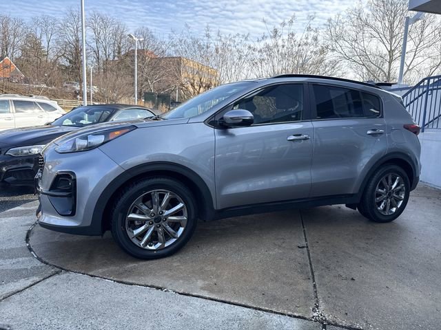 Used 2022 Kia Sportage Nightfall Edition w/ Nightfall Fwd Premium Package image 5