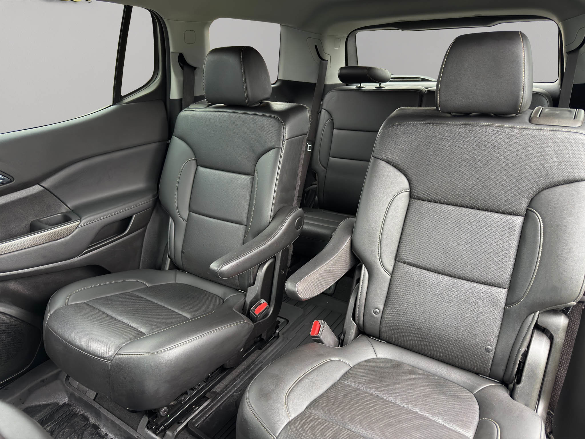 Used 2021 GMC Acadia SLT w/ Elevation Edition image 13