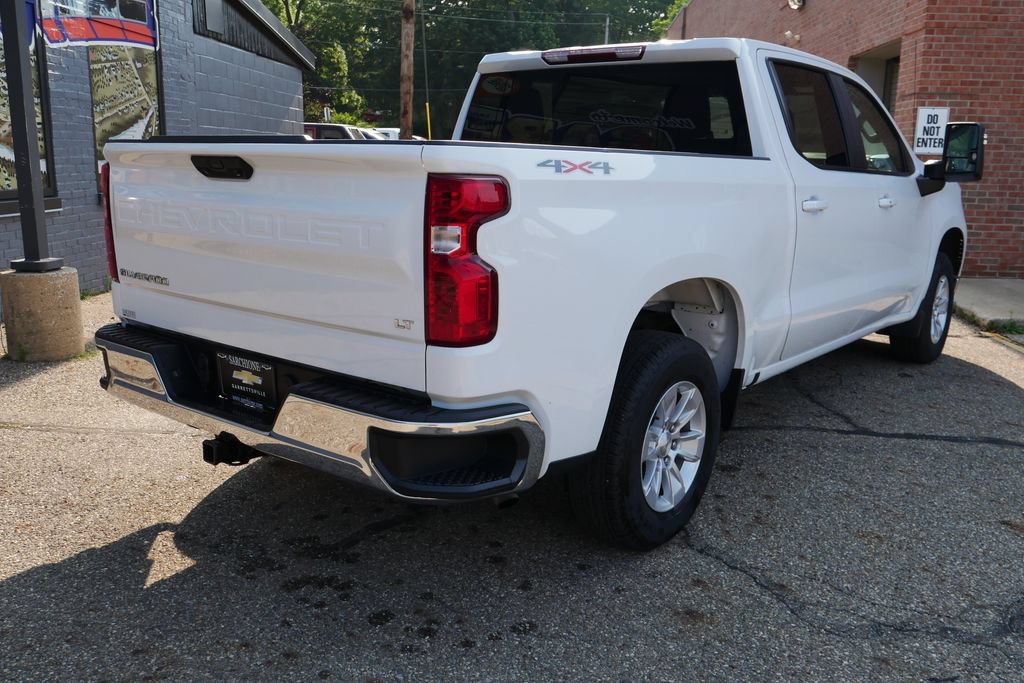 Used 2023 Chevrolet Silverado 1500 LT AWD/4WD image 4