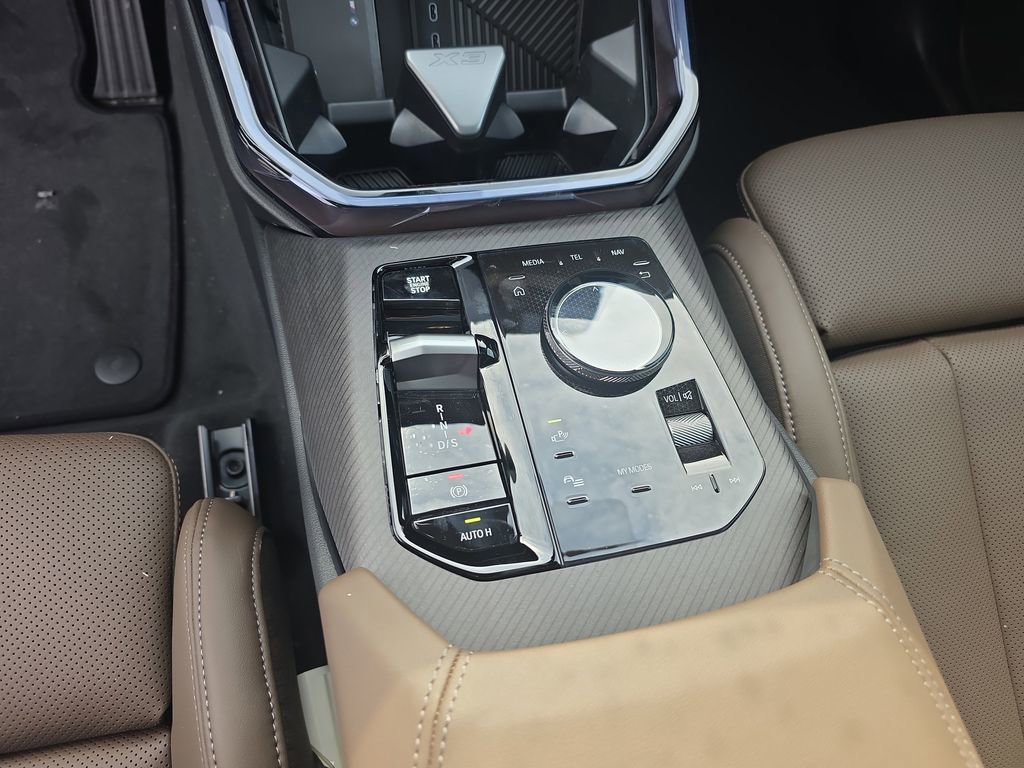 New 2026 BMW X3 xDrive30 w/ Premium Package image 16