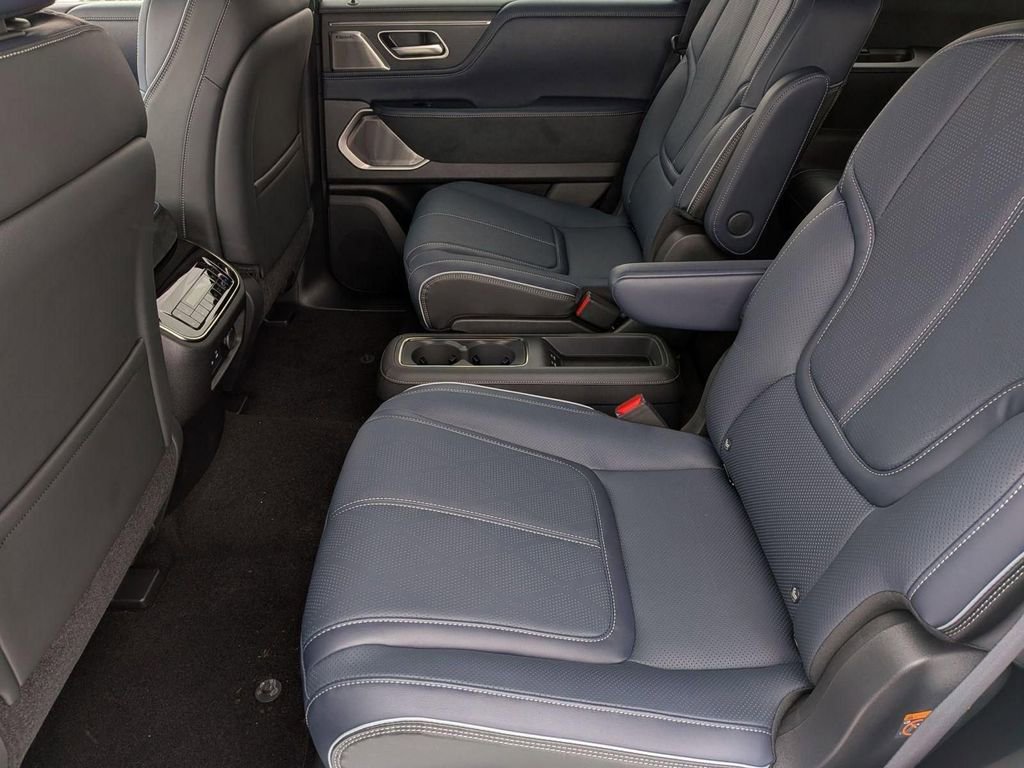 New 2026 INFINITI QX80 4WD w/ Sport Exterior Package image 28