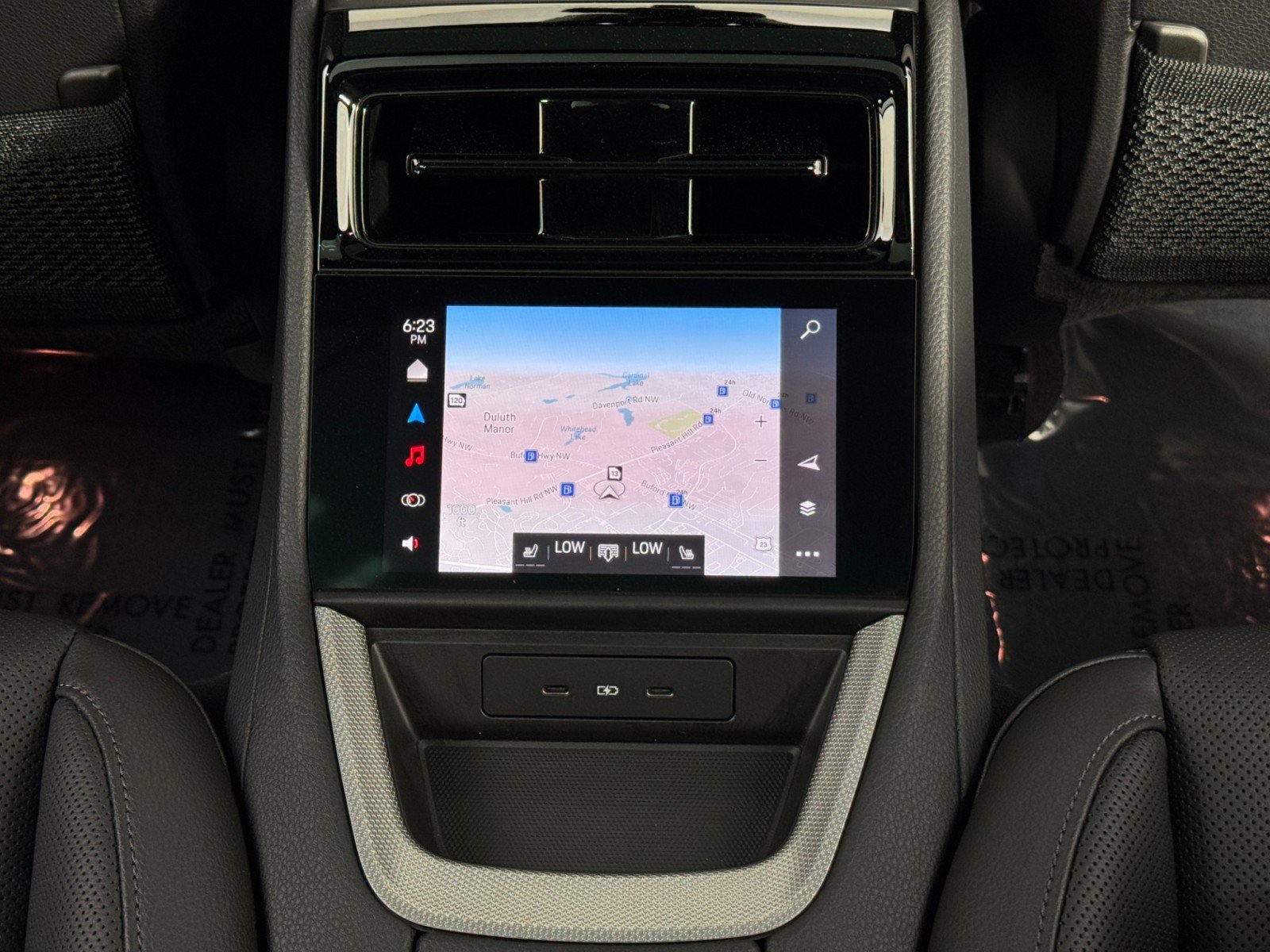 Used 2025 Porsche Panamera w/ Premium Package image 34