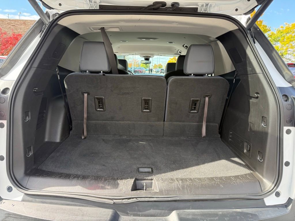 Used 2019 Chevrolet Traverse LT w/ LT Premium Package image 17