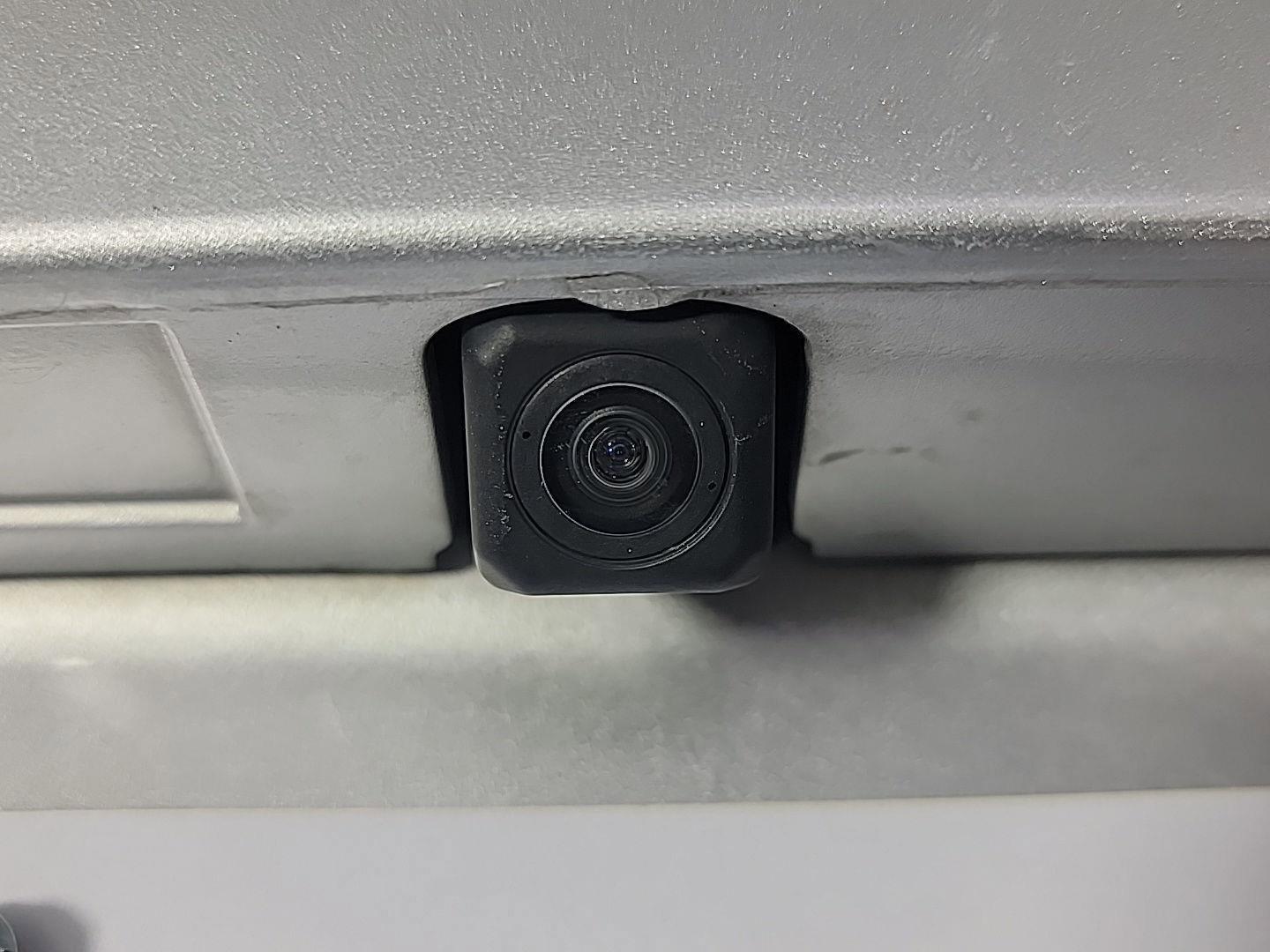 Used 2023 Toyota Corolla LE image 7