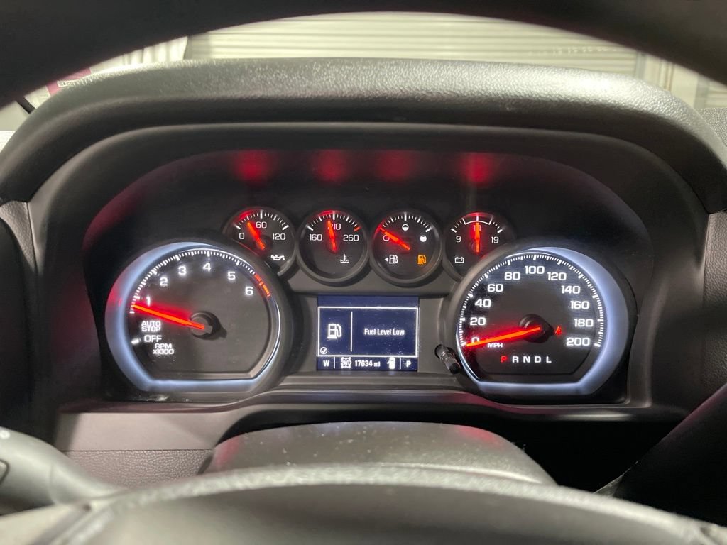 Used 2024 Chevrolet Silverado 1500 Custom AWD/4WD image 28
