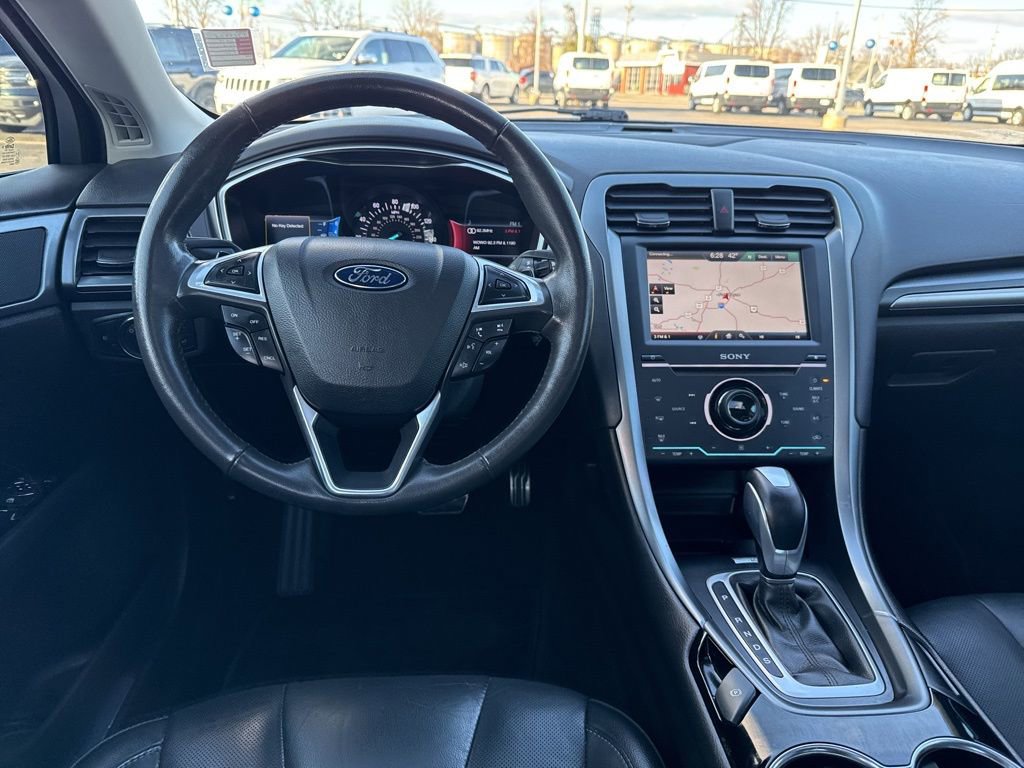 Used 2014 Ford Fusion Titanium image 10