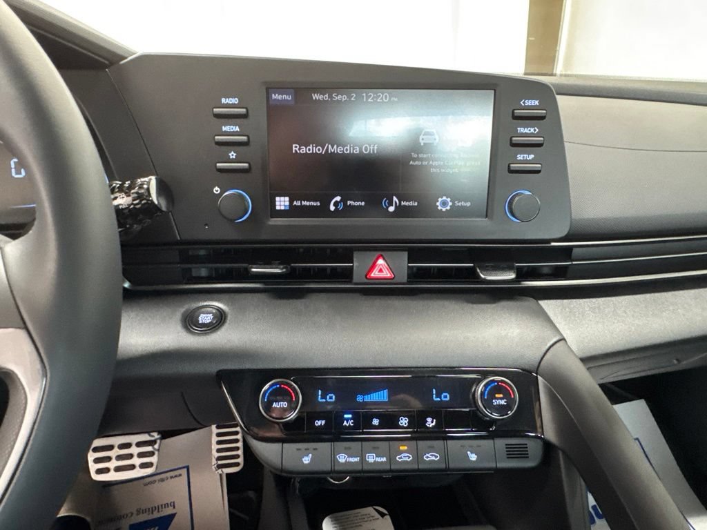 New 2026 Hyundai Elantra SEL Sport FWD image 14