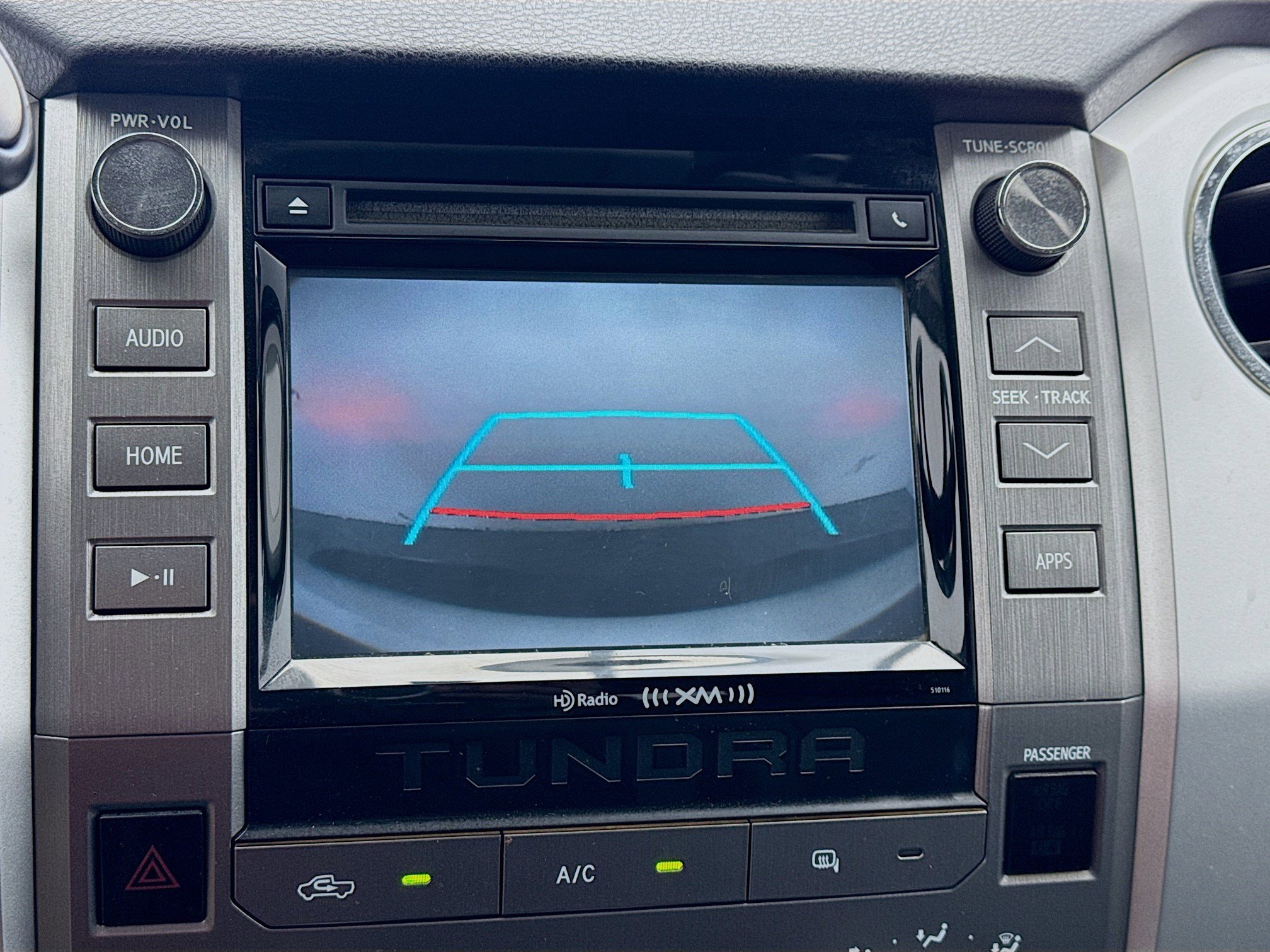 Used 2017 Toyota Tundra SR5 image 10