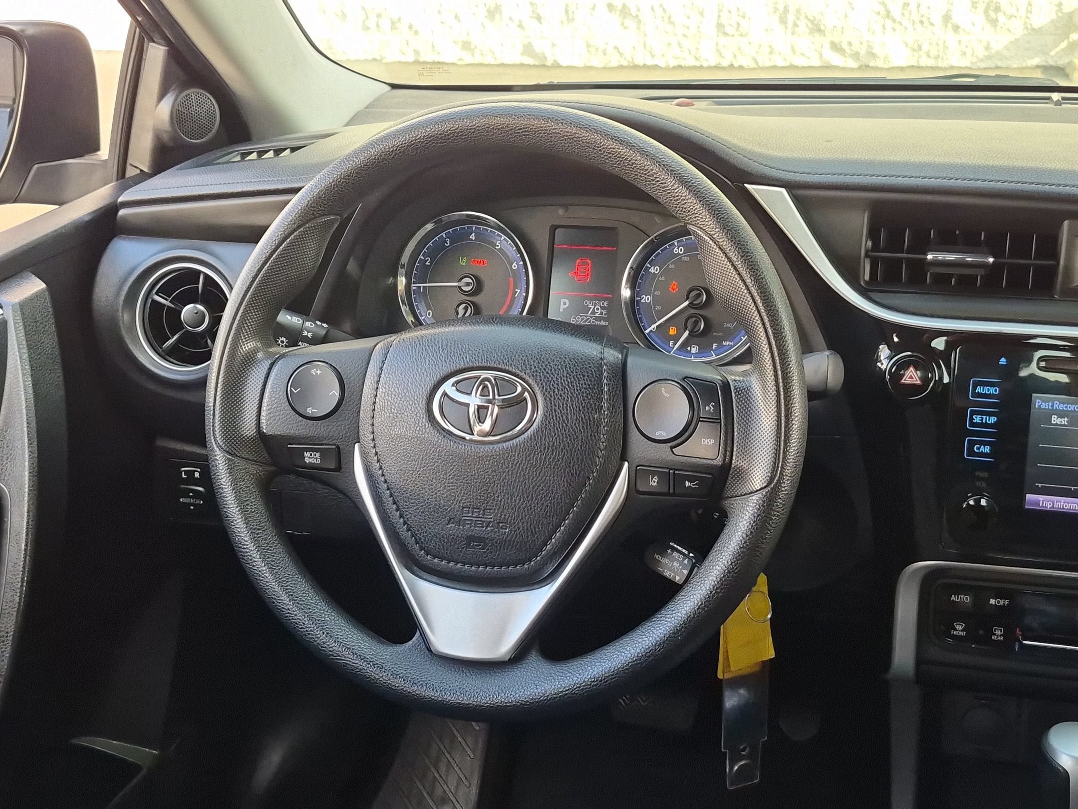 Certified 2019 Toyota Corolla LE FWD image 11