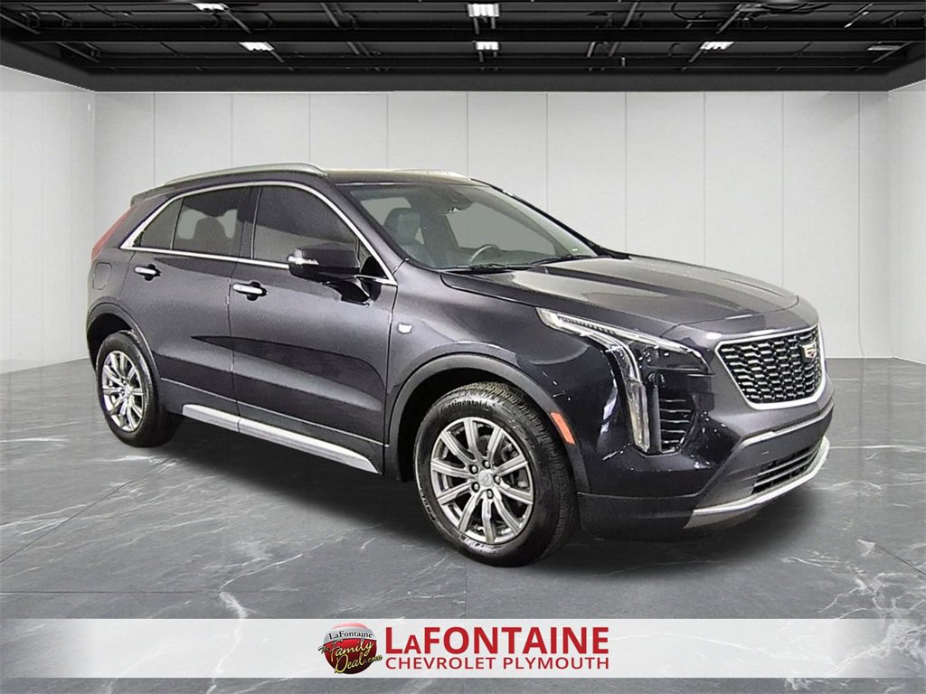 Certified 2023 Cadillac XT4 Premium Luxury w/ Cold Weather Package image 2