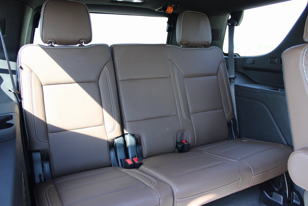 Used 2023 Chevrolet Tahoe High Country image 28