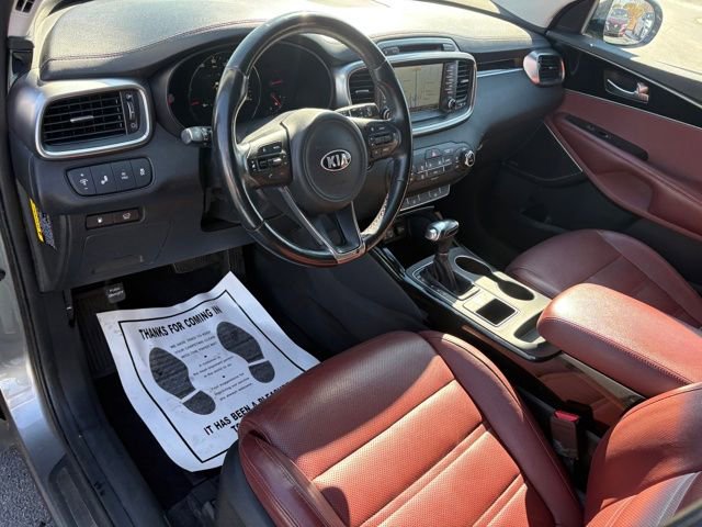 Used 2018 Kia Sorento SX image 21