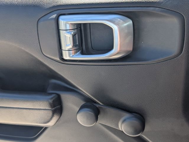 Used 2020 Jeep Wrangler Unlimited Sport image 21