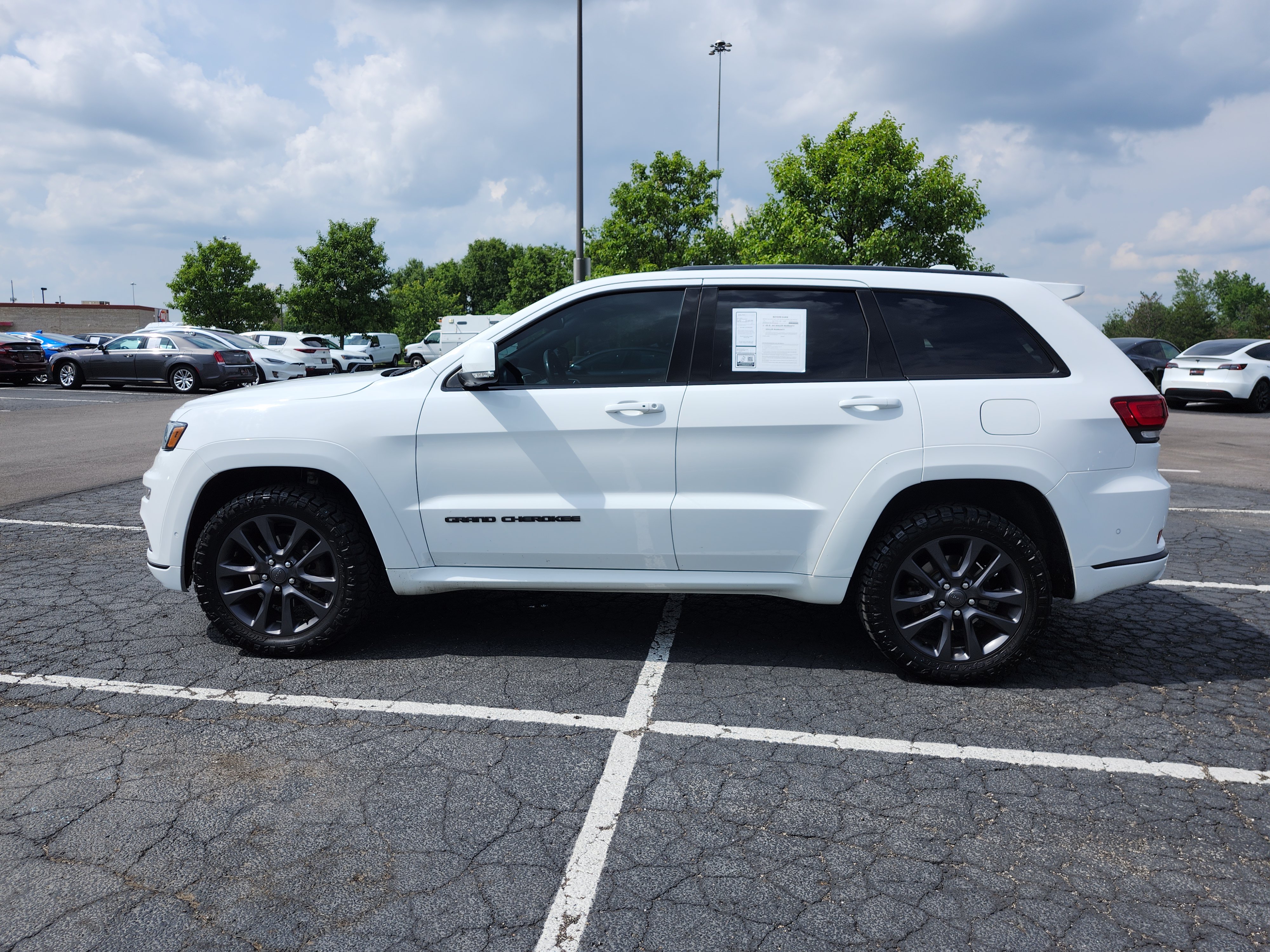 Used 2018 Jeep Grand Cherokee High Altitude AWD/4WD image 15