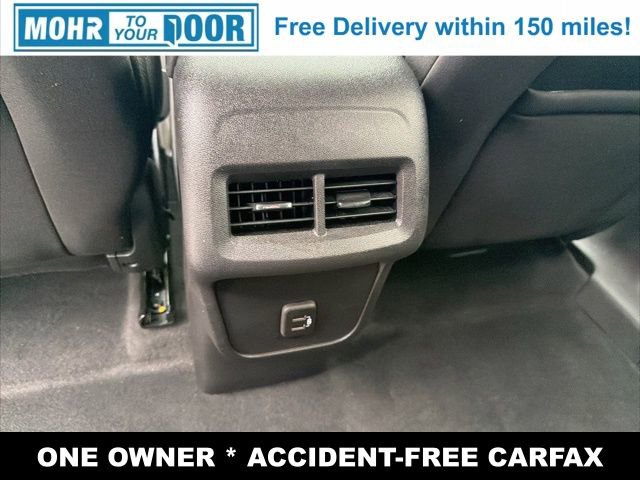 Used 2023 Chevrolet Equinox LT image 33