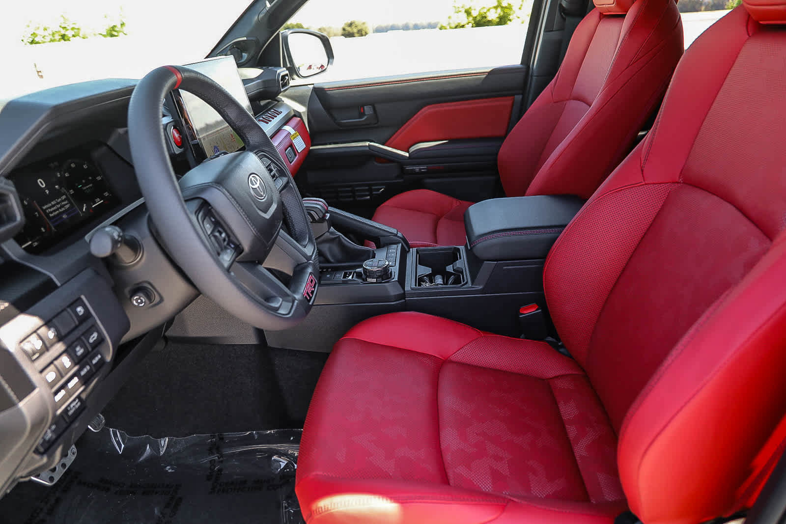 Used 2025 Toyota 4Runner TRD Pro AWD/4WD image 17