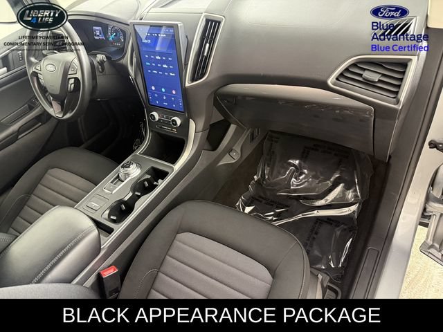 Certified 2022 Ford Edge SE w/ Black Appearance Package AWD/4WD image 18
