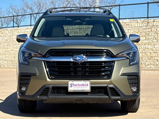 Used 2023 Subaru Ascent Limited w/ Technology Package image 2