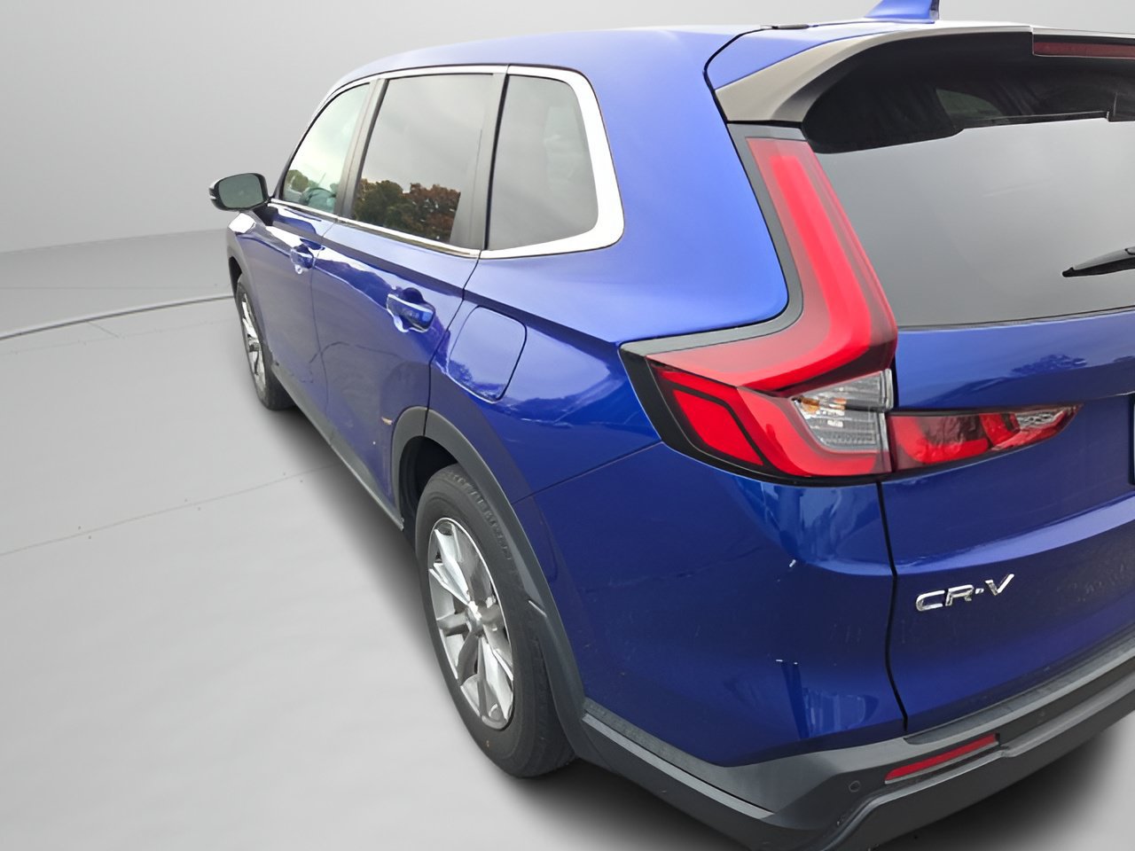 Used 2023 Honda CR-V EX-L image 11