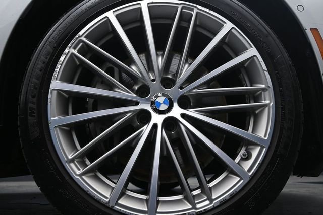 Used 2020 BMW 540i xDrive w/ Executive Package AWD/4WD image 9