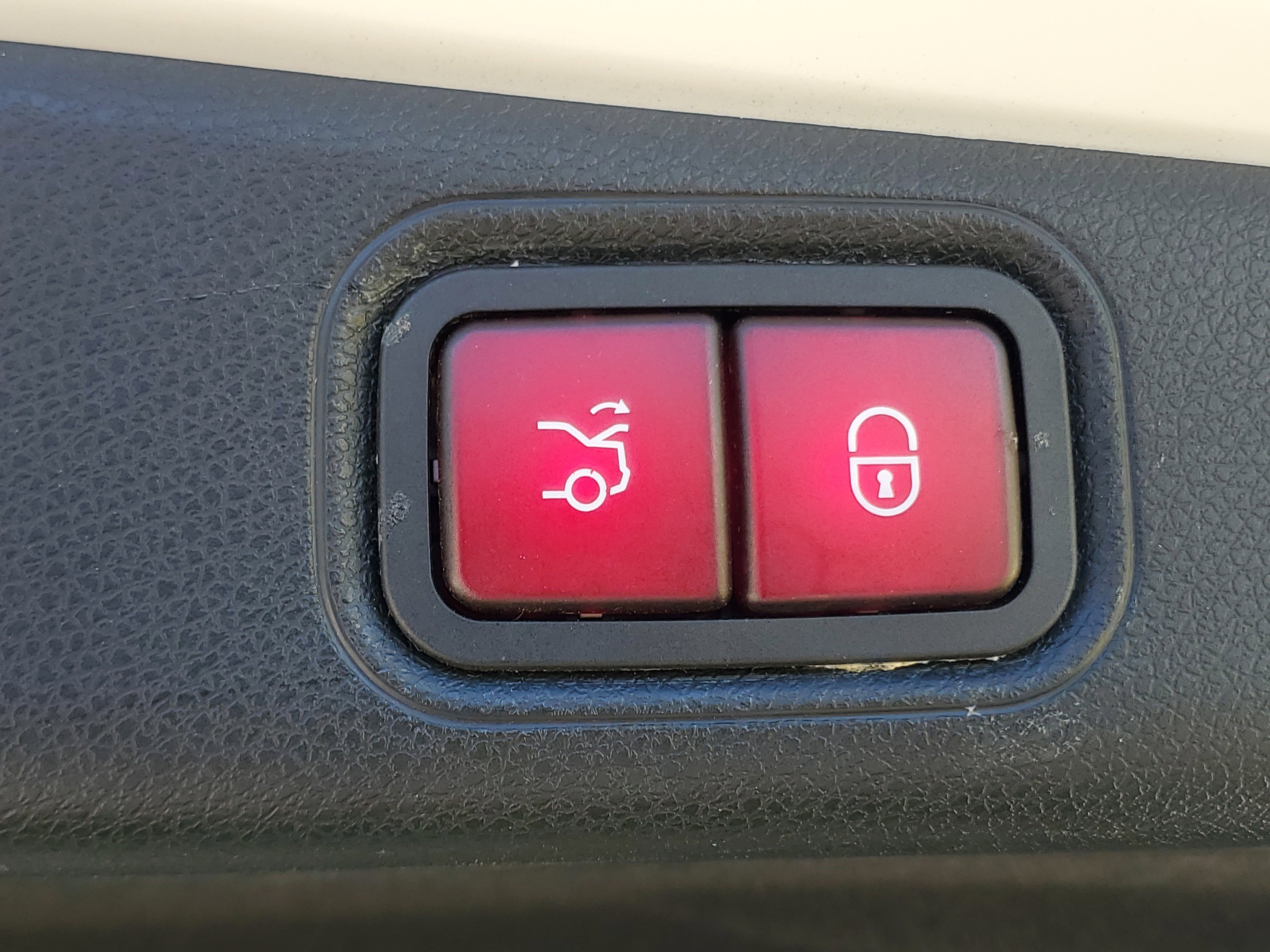 Used 2022 Mercedes-Benz E 350 Sedan image 10